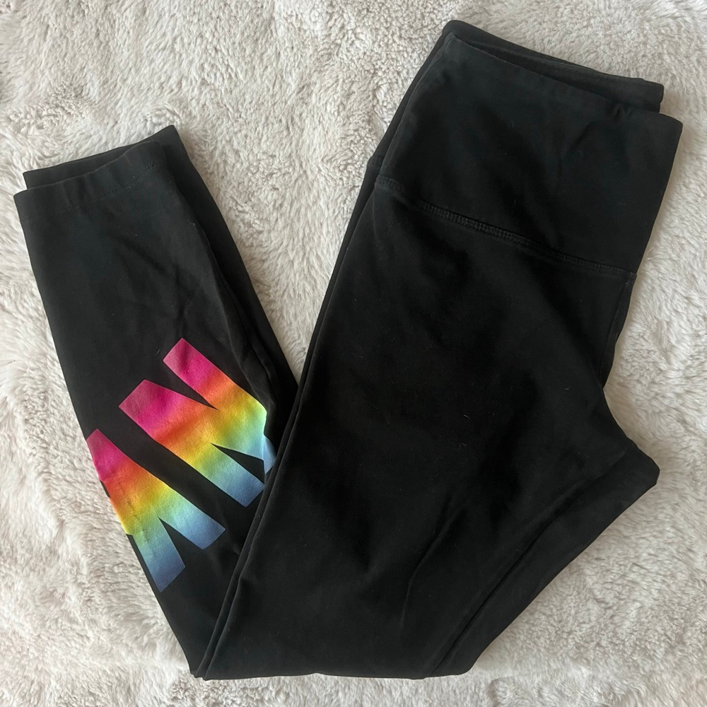 Women's PINK Victoria's Secret Black Rainbow Logo Yoga Leggings M - Picture 2 of 5